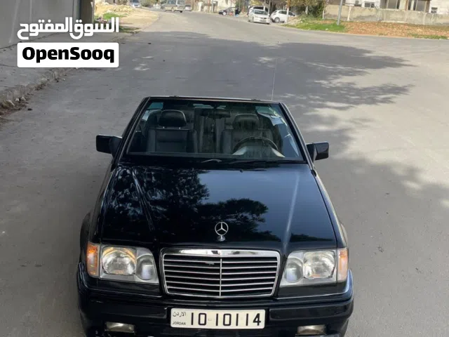 1995 مرسيدس بنز الفئة-E E 240