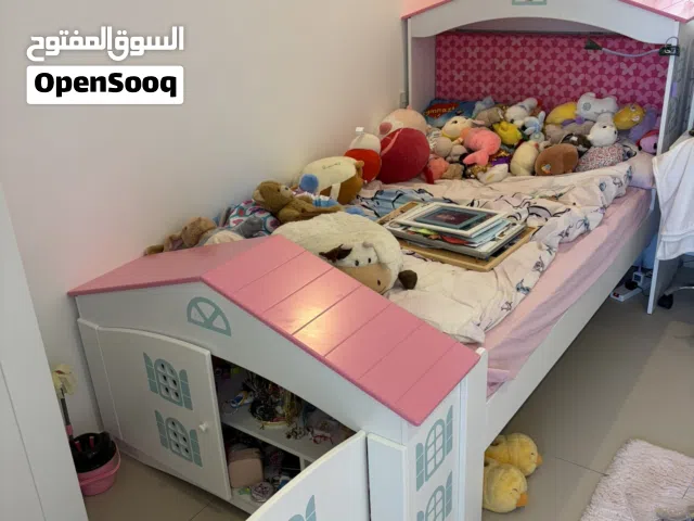 Kids bed in very good condition
