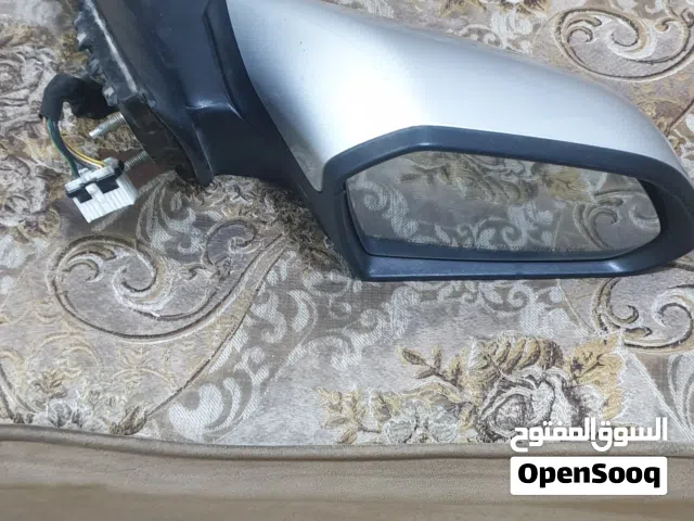 جامه جانيية جهة اليمين لسوناتا موديل 2017نظيفة كلش