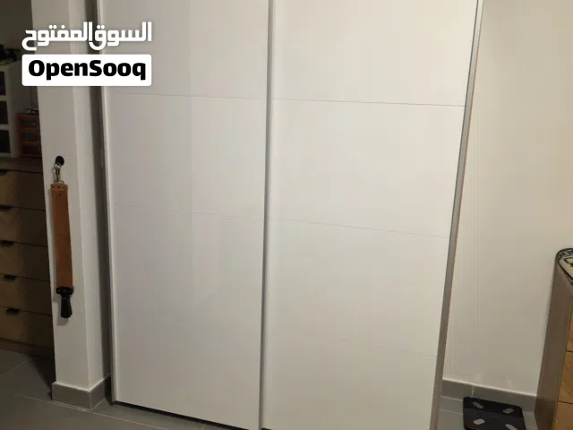 Wardrobe with sliding doors Homecenter - خزانة بأبواب جرارة من هوم سنتر