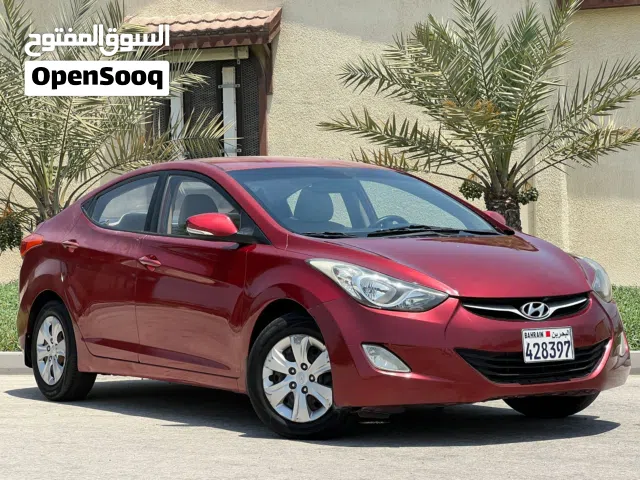 2013 هيونداي النترا Standard
