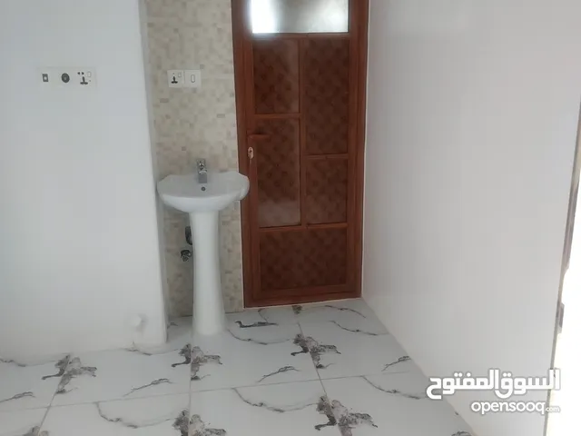 100 m2 3 Bedrooms Apartments for Rent in Sana'a Sa'wan