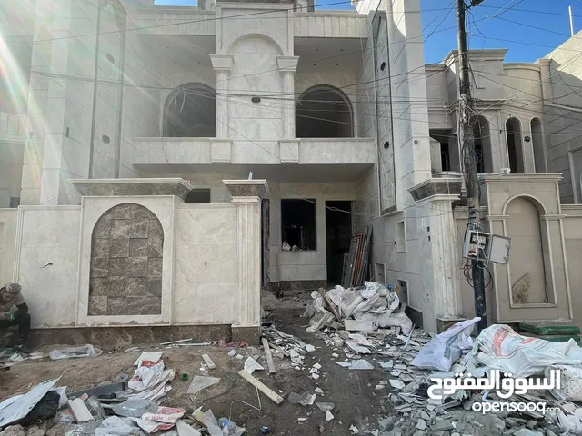 350 m2 5 Bedrooms Townhouse for Sale in Baghdad Saidiya