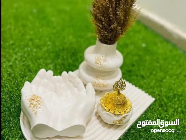 كونكريت وشموع معطرة