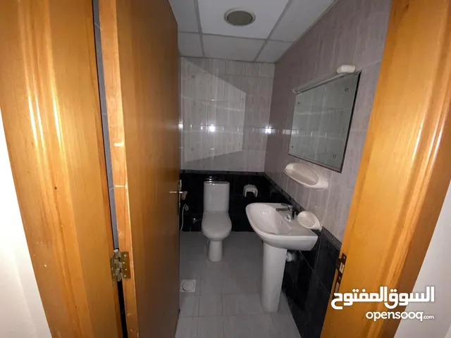 1200 ft 1 Bedroom Apartments for Rent in Sharjah Abu shagara