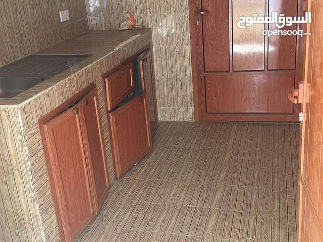 120 m2 3 Bedrooms Apartments for Rent in Al Sharqiya Ibra