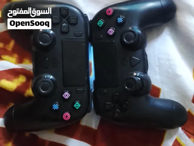 ايادي بلايستيشن 4 للبيع