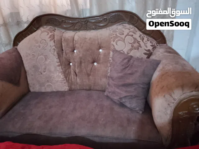 طقم كنب للبيع مستعمل بحالة ممتازة جدا