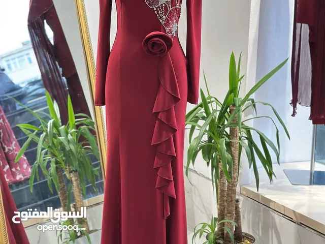 فستان مميز وراقي