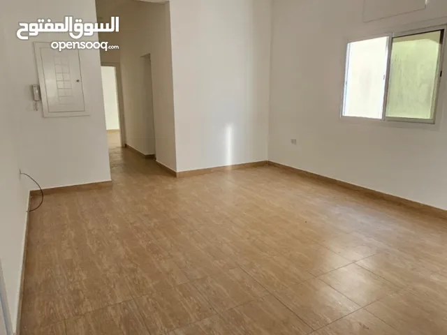 110 m2 2 Bedrooms Apartments for Rent in Muharraq Samaheej