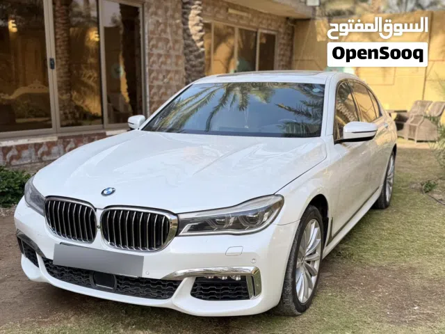 BMW 750i بي ام 750
