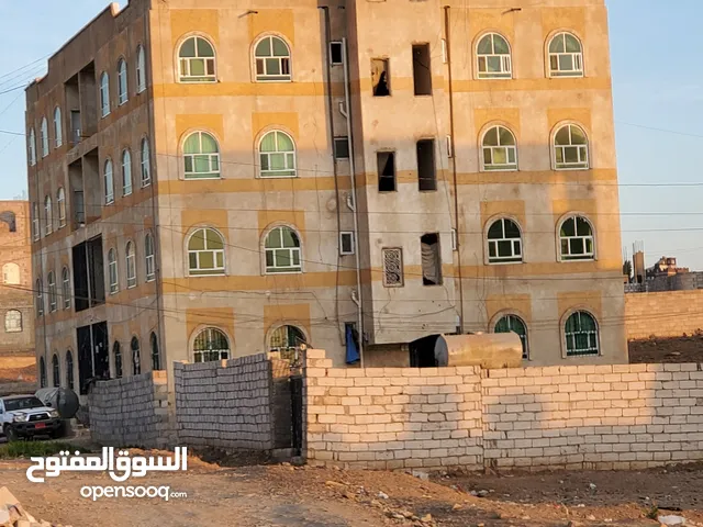 140 m2 4 Bedrooms Apartments for Rent in Sana'a Ma'rib Street