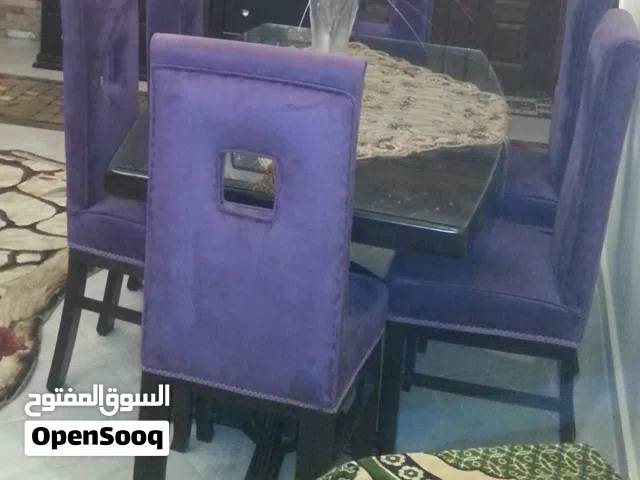 سفره مودرن عموله زان تقيل 6 كراسى منجده ونيش بالمرايه