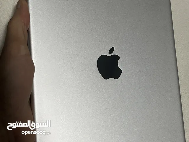 Apple iPad 7 128 GB in Al Dakhiliya
