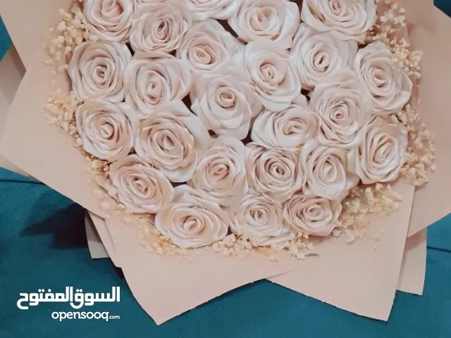 باقات ورد حسب الطلب الباقة المعروضة  الطلب قبل ايام لتجهيز الطلب