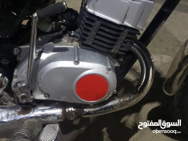 متر سابحه 2010نضيف كروت وعررررررررطه قوي قوي المقطف يتصل ويجي ولا في الاحلام بسعر 130الف ريال يمني ا