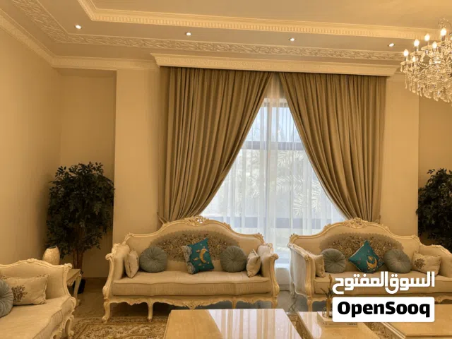 تفصيل مجالس، ستائر، وديكورات خشبية بأعلى جودة في الإمارات  لأصحاب الذوق الرفيع، نقدم لكم أرقى