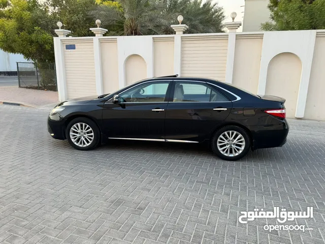 TOYOTA النوع : CAMRY GLX الموديل : 2017 ماشي : 128,000كم مسجل مآمن : 08-2026 المعلوم
