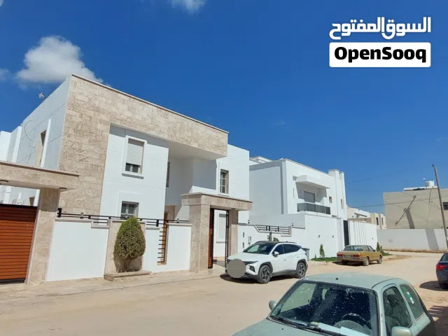 1000 m2 More than 6 bedrooms Villa for Sale in Benghazi Al-Sayeda A'esha