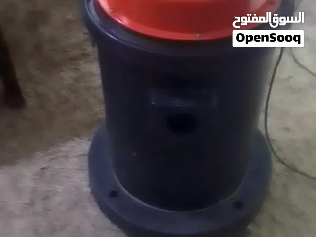 (مكنسة - هوفر ) 30 لتر بحالة جيدة و نووع ممتازز للبيع  هوفر اتربة وماء للاستخدام الصناعي ولدراي كلين