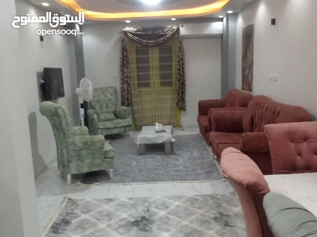 شقه للايجار مفروش فرش جديد كمال مكيف في موقع ممتاز دقائق من فيصل الرئيسي وإيجار شهري لقطه الحق فرصة