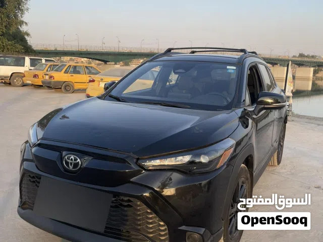 تويوتا كورولا كروس se نايت شيد هايبرد