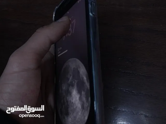 iPhone 8 plus مش مغبر إشي