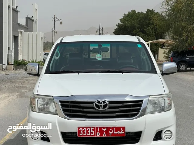 Toyota Hilux 2015 in Al Dakhiliya