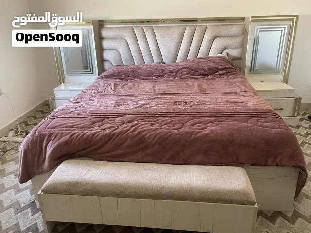 غرفة نوم بحالة وكالة