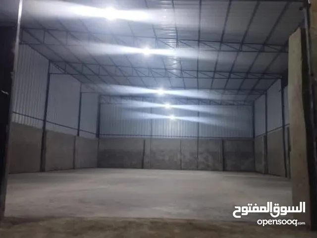 لدينا مخازن للايجار مساحه 250م- 500م- 1000م