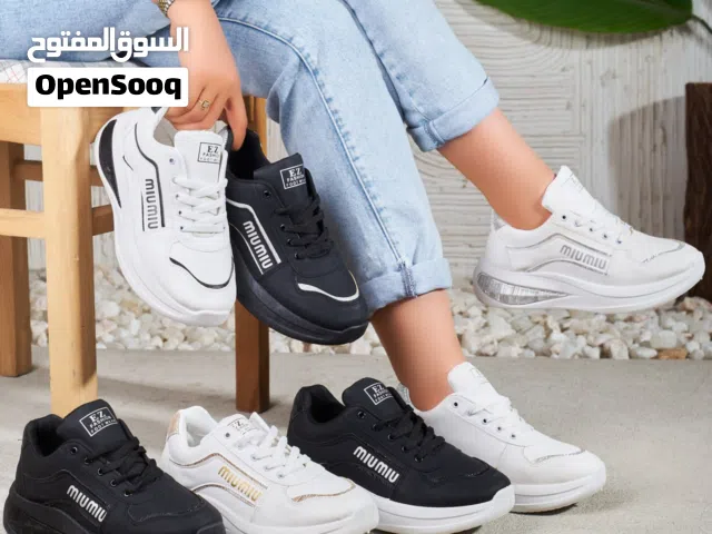 كوتشي تريندي وخطير جدا ف اللبس