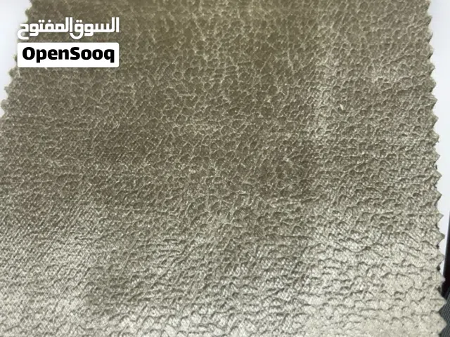 أقمشة البلجيكي السادة 2026 الفاخرة ذات الجودة العالية بتصميمات فريدة لتنجيد الكنب بعدة ألوان مميزه