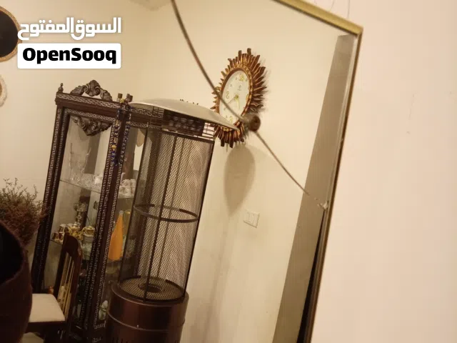 مرايا تعليق طول 80 وعرض 180 في كسر بزاوية المريا مش مأثر زي ماهو واضح بصورة