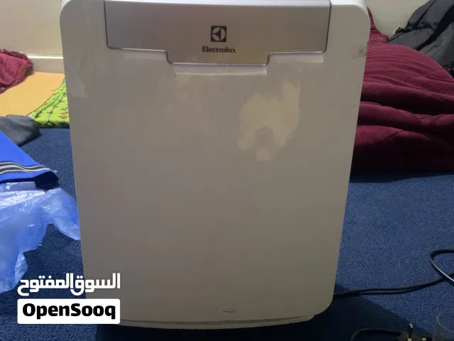 المكيف نضيف بس مستعمل