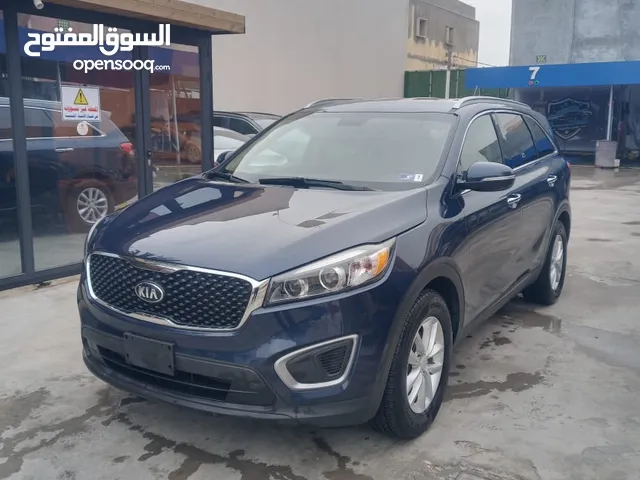 Used Kia Sorento in Tripoli