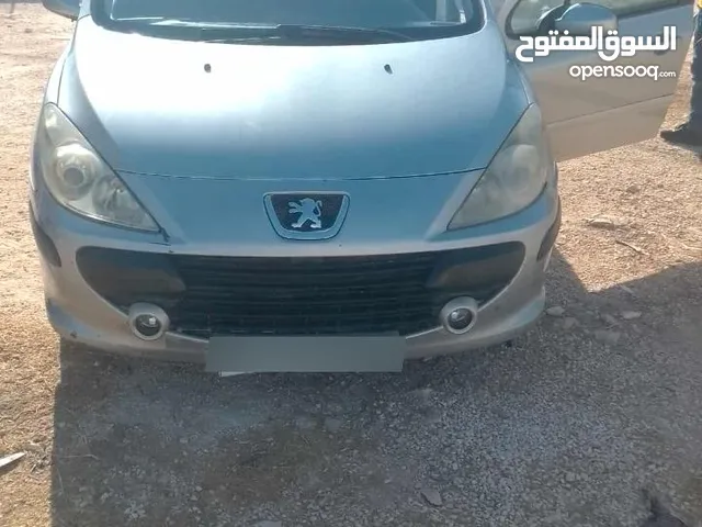 بيجو 307موديل 2005