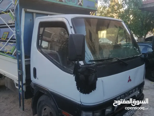 Used Mitsubishi Canter in Amman