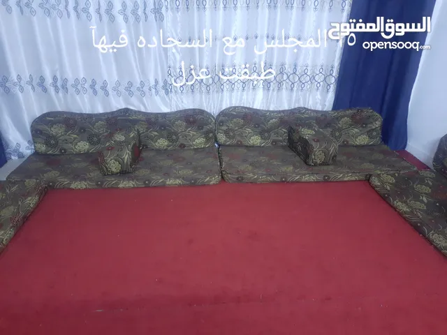 بسم الله مجلس للبيع واغراض متفرقه
