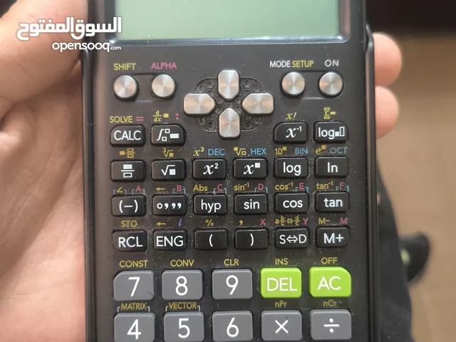 اله حاسبه كاسيو fx 991 es plus الجيل الثاني حاله جيده جدا يعتبر جديد