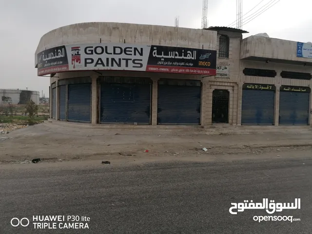 Unfurnished Complex in Zarqa Al Hashemieh