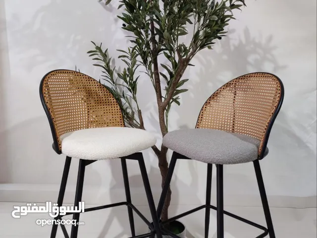 كراسي البار الفاخرة – لمسة ديكور ترفع مستوى مطبخك فورًا