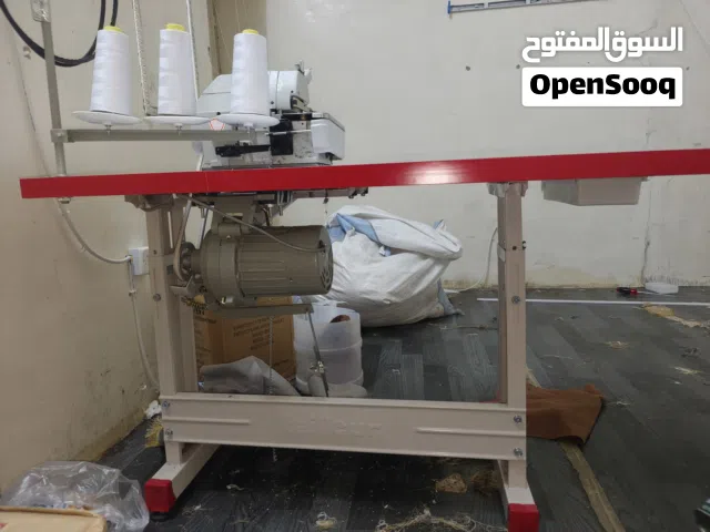 مكينة خياطة