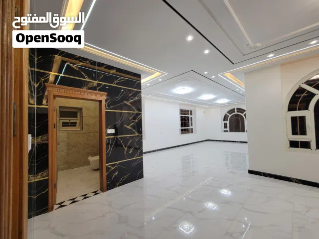 شقهvip فخامه في قلب الاصبحي ب140 الف اربع وثلاث حمامات