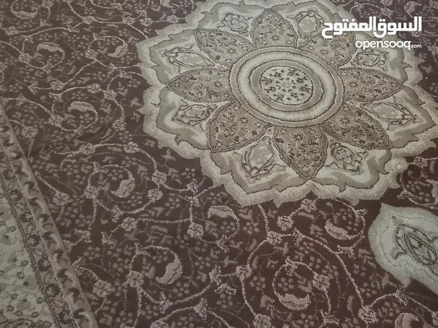 سجاده بحاله ممتازه وسجاده ممر طويل بني وعسلي