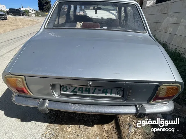 Peugeot 504  in Hebron
