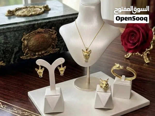 طاقم الغزالة – الأناقة اللي تلمع بيك كوني مختلفة ومميزة مع طاقم الغزالة يوجد خدمه توصيل ليبيا وصف...