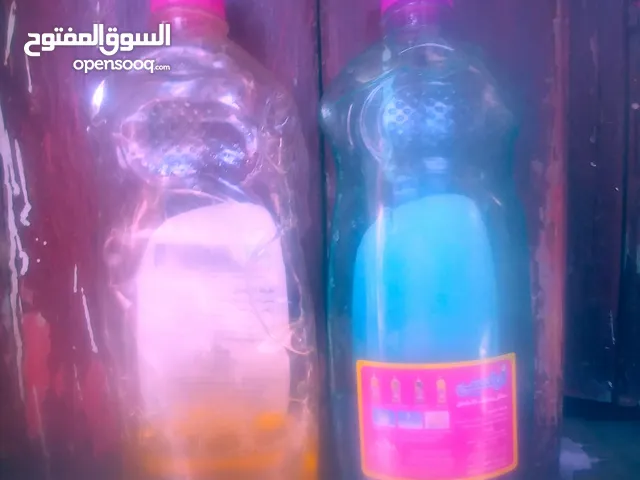 مواد تنظيف ( صابون سائل وصابون معجون ومعقمات الحمامات _فلاش دويتول )