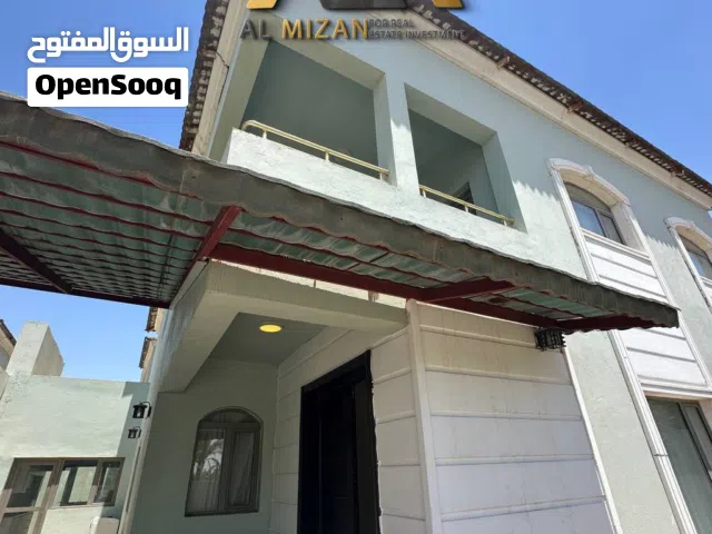 250 m2 More than 6 bedrooms Townhouse for Rent in Basra Other