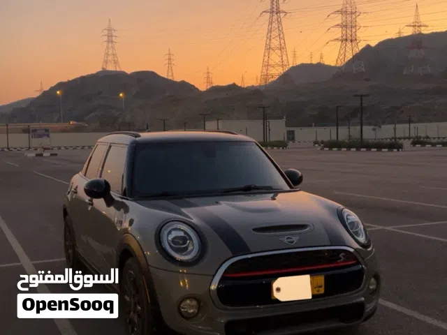 2020 ميني اخرى