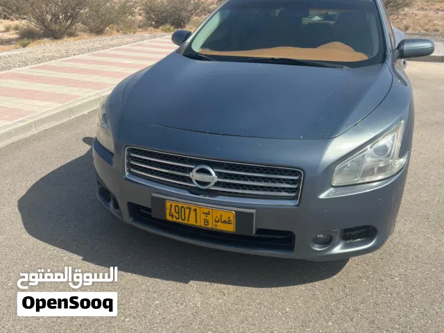 نيسان مكسيما 2010 رمادي ممتازة بدون حوادث مرخصة مع مواصفات خليجية